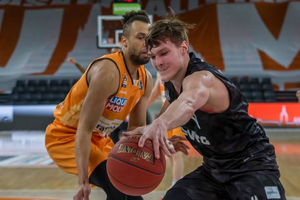 提供更多的 提供更多的